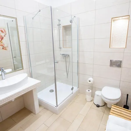 Apartment Stacja Kasina *