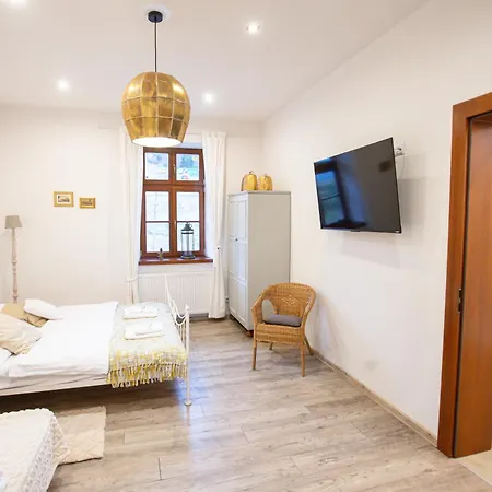 Stacja Kasina Apartment *